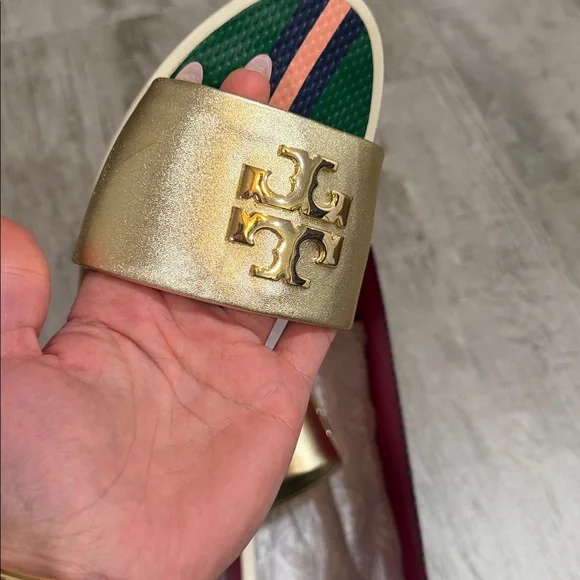 TORY BURCH - WOMEN’S GOLD LOGO JELLY SLIDE - SIZE 8 - Picture 8 of 9
